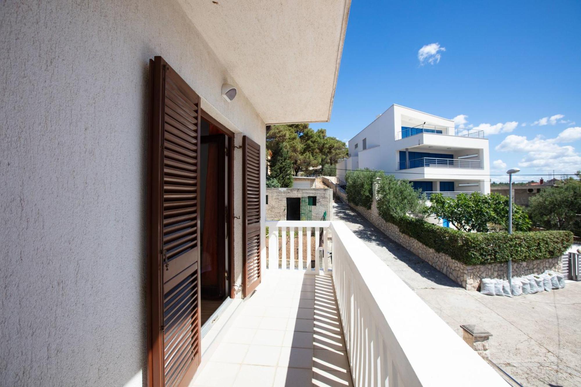 Apartments By The Sea Tisno, Murter - 812 Luaran gambar